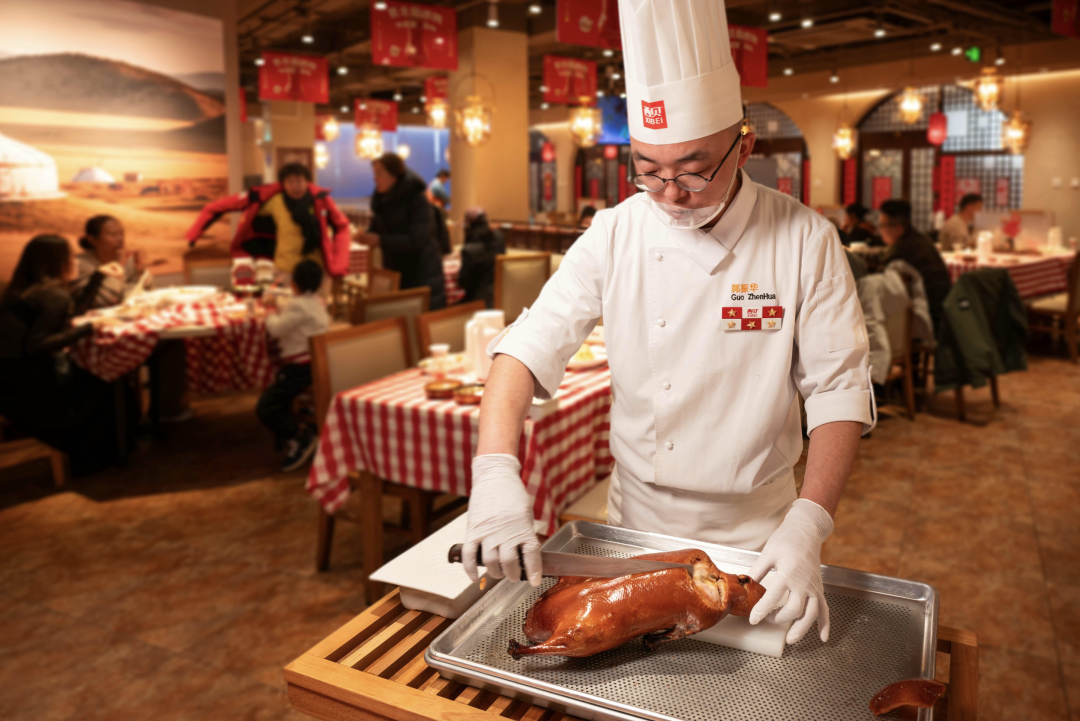 额蒸发百万贾国龙硬刚到底罗永浩主动“休战”麻将胡了西贝“预制菜”风波72小时:日营业(图2) 额蒸发百万贾国龙硬刚到底罗永浩主动“休战”麻将胡了西贝“预制菜”风波72小时:日营业(图2)